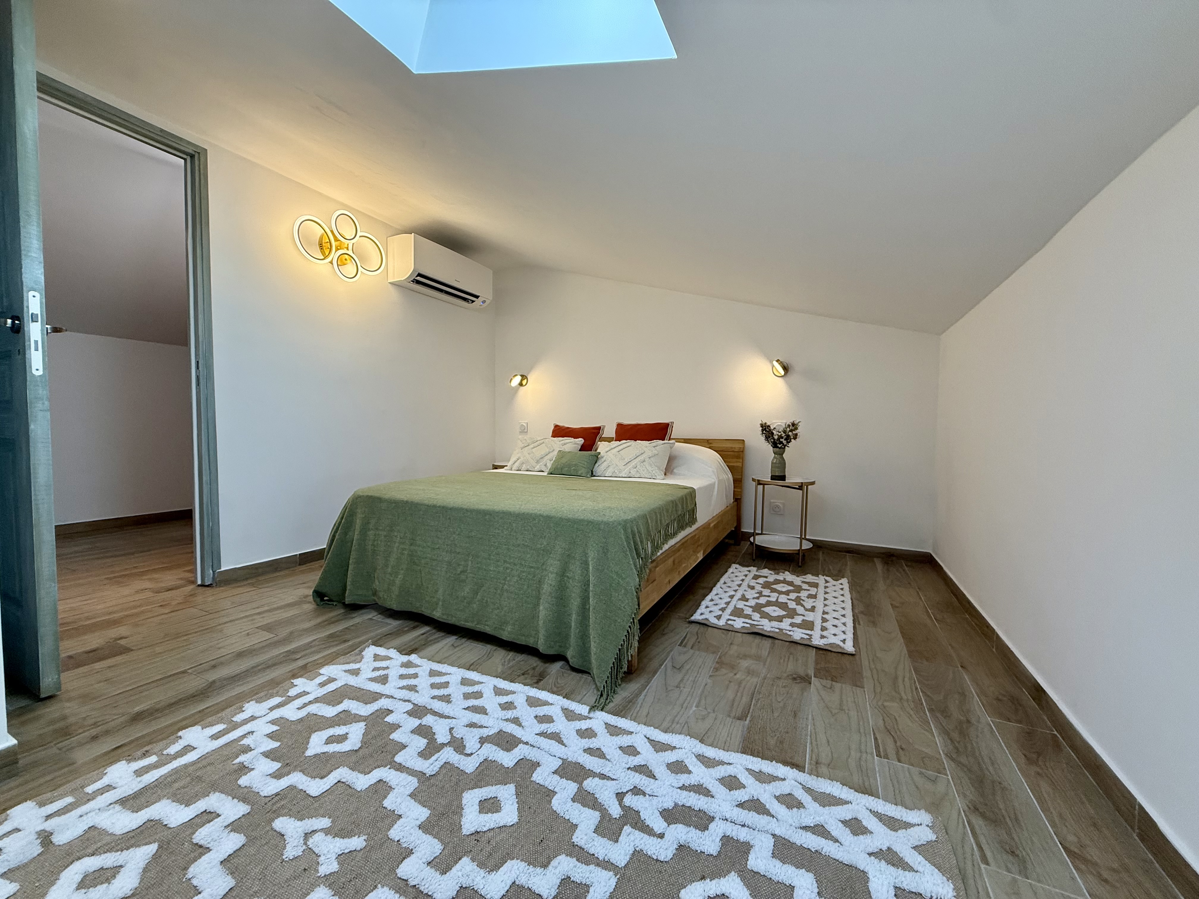 Étage — chambre cosy avec literie de qualité — Villa Tamaricciu